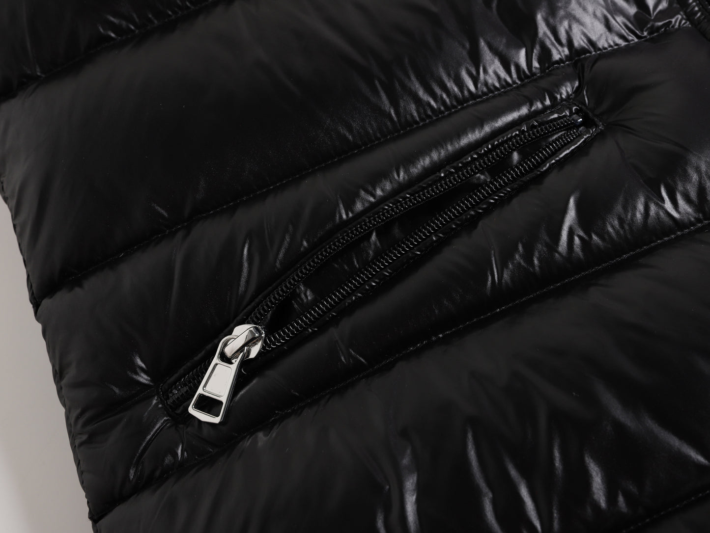 GUI DOWN VEST