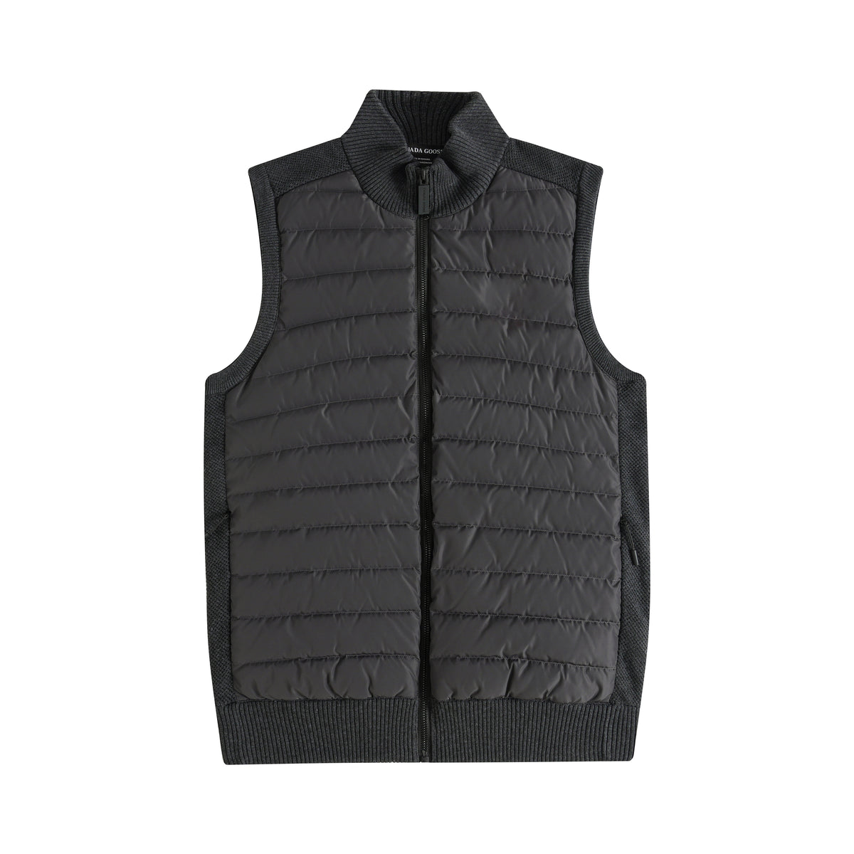 Light and sleeveless pieces